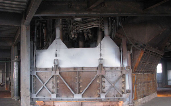 太原铁合金冶炼电炉